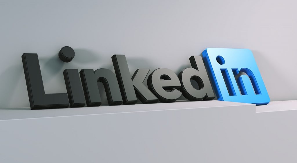 Kína masszív kémtoborzásba kezdett a LinkedIn-en