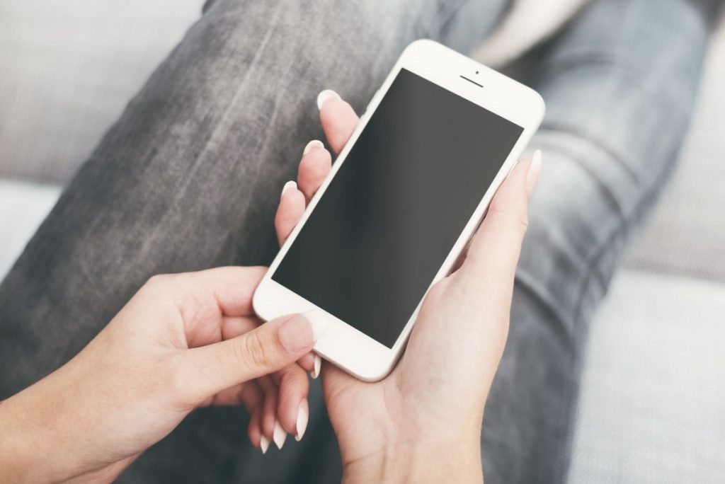 Mostantól az iPhone készülékek biztonsági kulcsként működhetnek a Google fiókokhoz