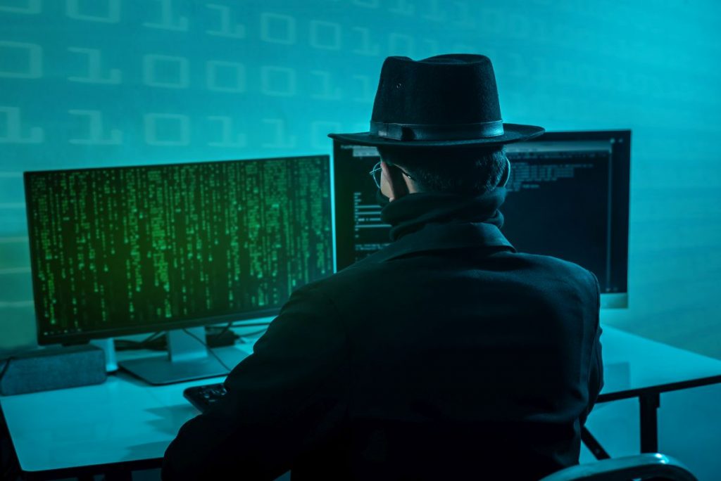 Idén virtuálisan kerülnek megrendezésre a Black Hat és a DEF CON hacker konferenciák