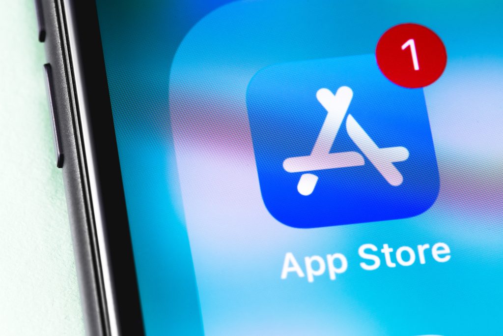 2,2 milliárd dollár értékű hamis tranzakciót állított meg 2025-ben az Apple