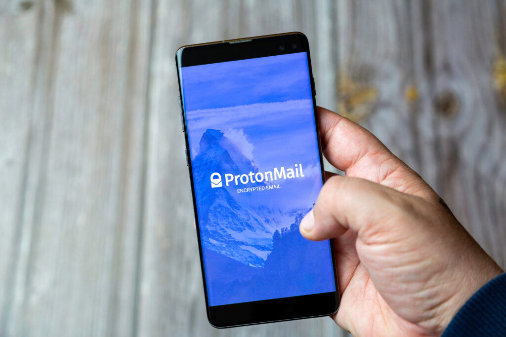 Nem mond le orosz felhasználóiról a ProtonMail