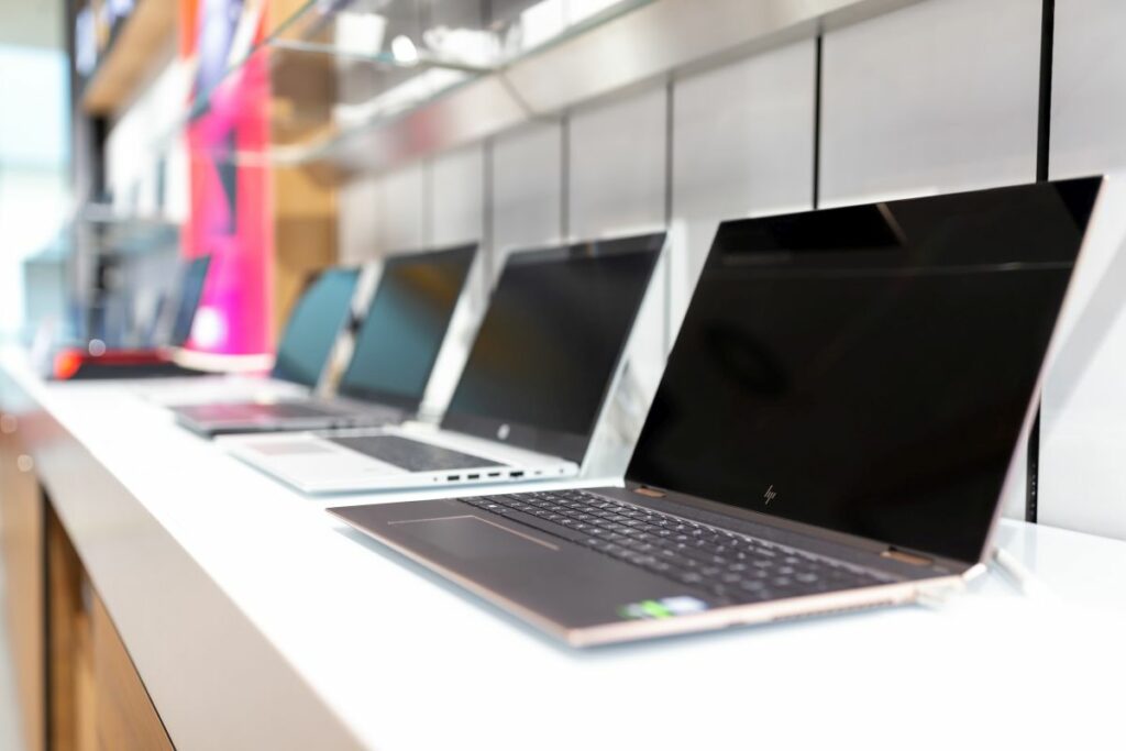 HP firmware hibák került javításra, több mint 200 PC és notebook modell érintett