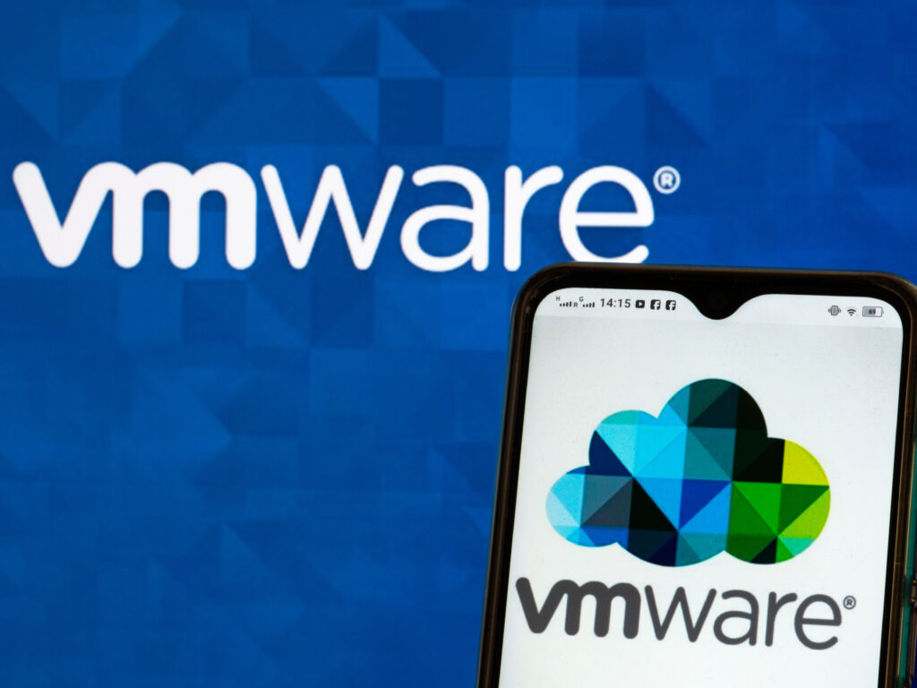 Egy újabb kritikus VMware sebezhetőség ütötte fel a fejét