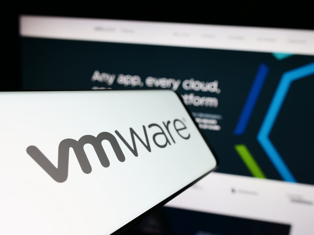 A VMware két kritikus vCenter és egy sudo hibára hívja fel a figyelmet