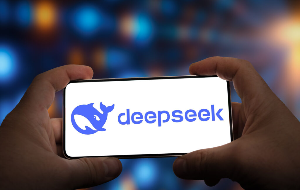 A DeepSeek adatbázisából csevegési előzmények és egyéb érzékeny adatok váltak hozzáférhetővé