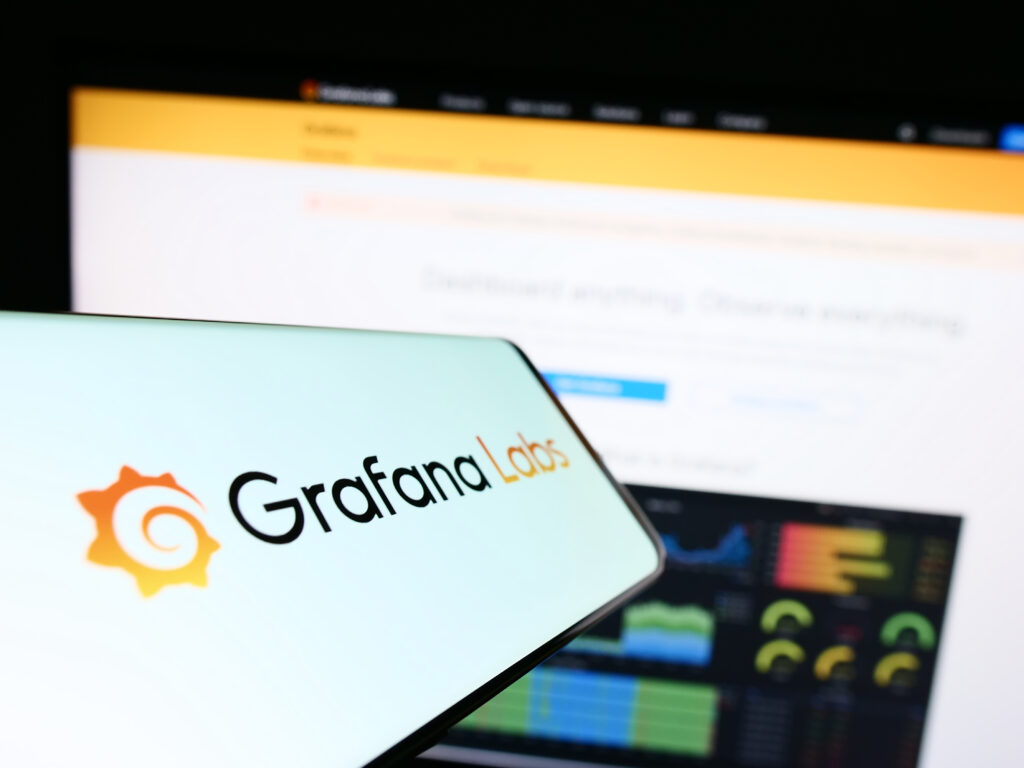 Több mint 46.000 Grafana-példány van kitéve egy fiókeltérítési sebezhetőségnek