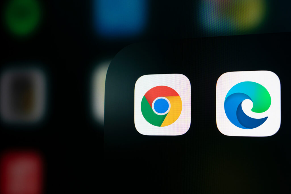 A kiberbiztonsági kutatók felfedeztek egy kampányt, amely 18, a Chrome és Edge hivatalos áruházaiból letölthető böngészőbővítményen keresztül figyelte meg a felhasználók online tevékenységét.