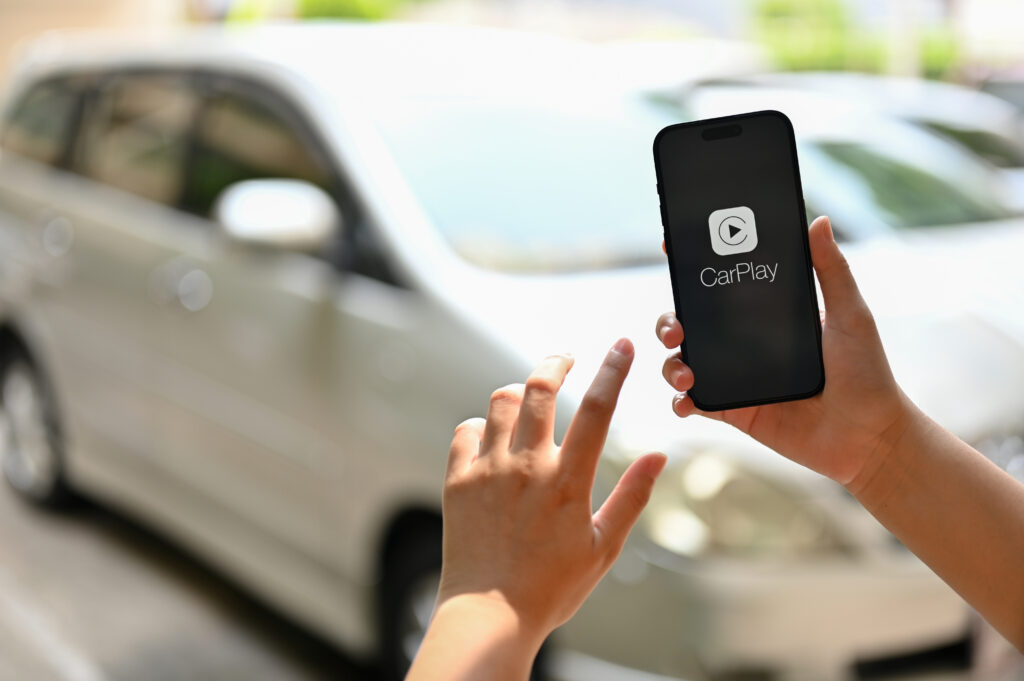 További részletek az Apple CarPlay rendszerét érintő sérülékenységről