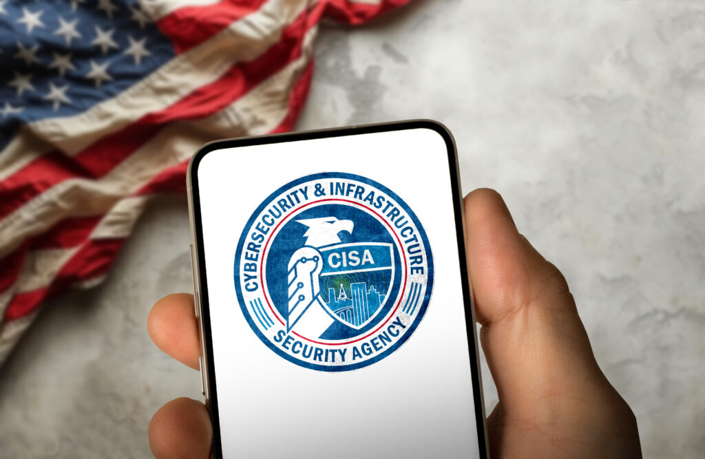 A CISA (Cybersecurity and Infrastructure Security Agency) kedden figyelmeztetést adott ki a Control Web Panel (CWP) szerveradminisztrációs szoftvert érintő kritikus sebezhetőség miatt, amelyet már aktívan kihasználnak a támadók.