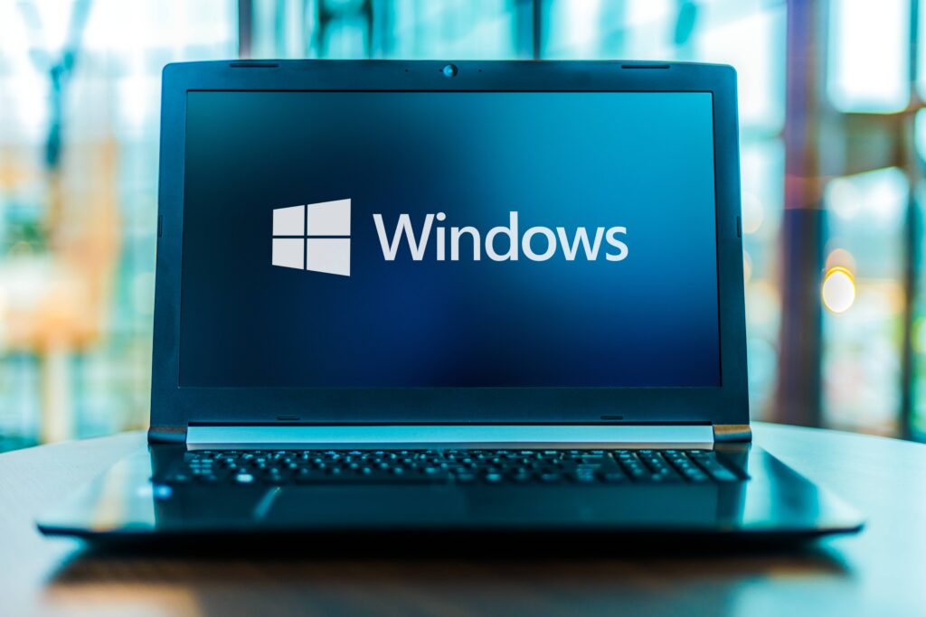 A Microsoft a 2025 novemberi biztonsági frissítéssel javította a CVE-2025-9491 (CVSS 7.0) azonosítón nyomon követett, aktívan kihasznált sérülékenységet, amely a Windows rendszerekben a parancsikon-fájlok (.LNK) kezelését érintette.