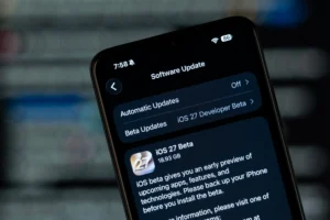 Több száz sérülékenységet javít az Apple új operációs rendszereiben